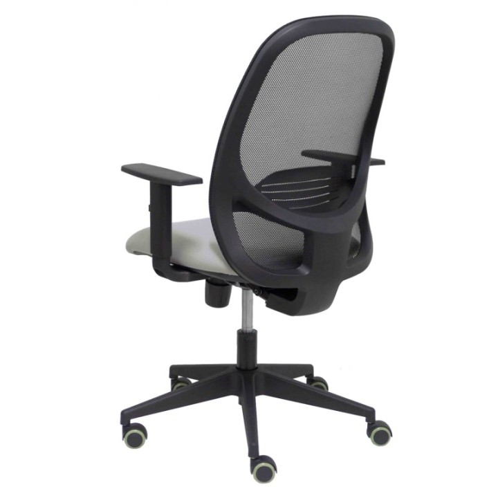 Silla Cilanco negra malla negra asiento bali gris claro brazo regulable.