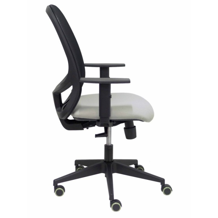 Silla Cilanco negra malla negra asiento bali gris claro brazo regulable.