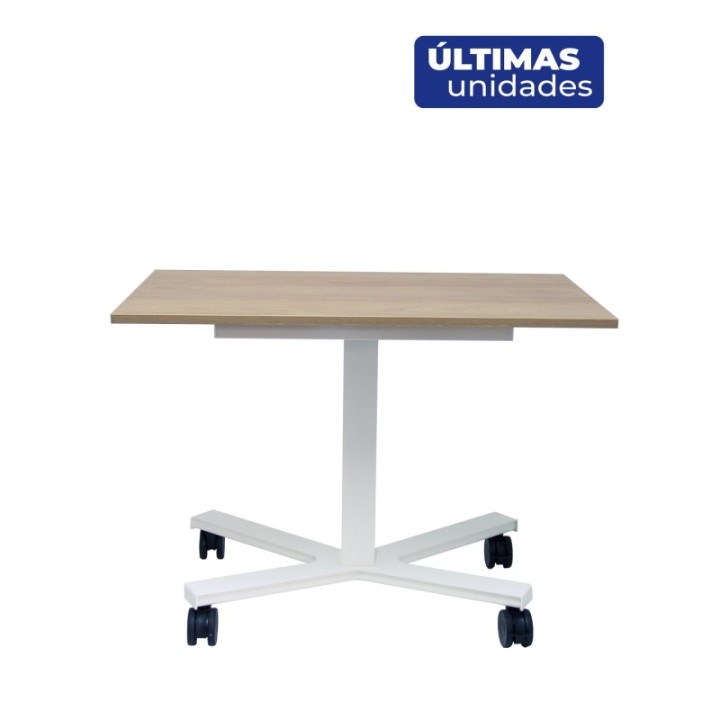 Mesa Griego regulable color roble, estructura blanca y ruedas.