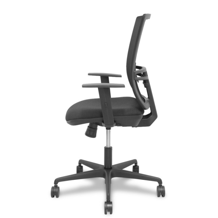 Silla Yunquera sincro malla negra bali negro brazo regulable.