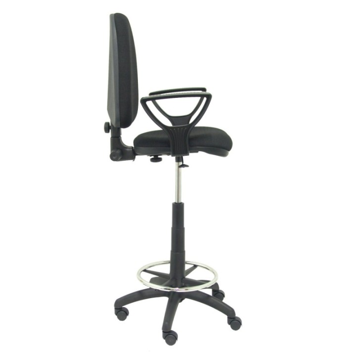 Taburete Aýna bali negro con brazos fijos