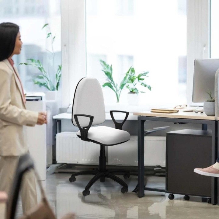 Aýna CP bali rojo brazos fijos base poliamida ruedas engomadas 50mm