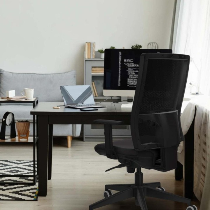 Horna sincro malla negra similpiel gris claro brazos 1D base piramidal  ruedas 65mm engomadas