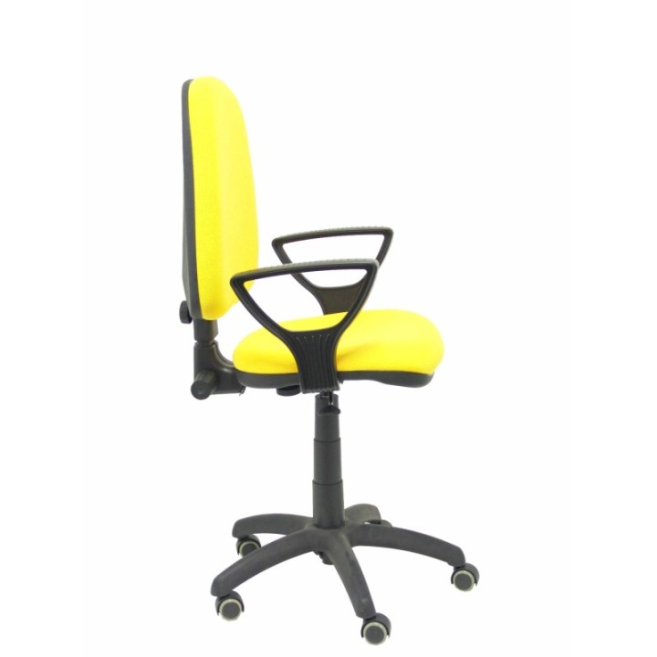 Silla Aýna bali amarillo brazos fijos ruedas de parqué