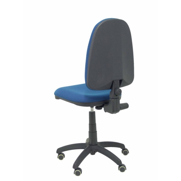 Silla Aýna bali azul marino ruedas de parqué