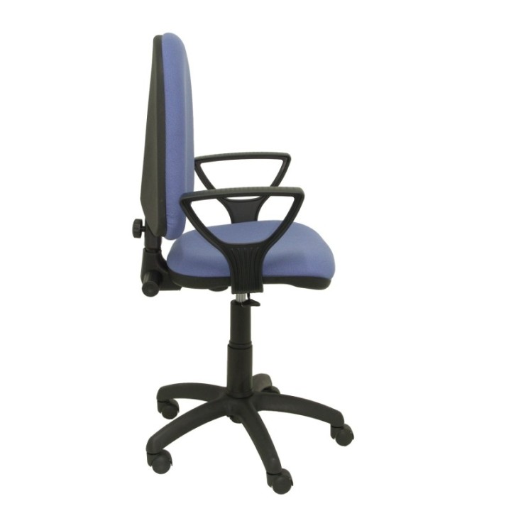 Silla Aýna bali azul claro con brazos