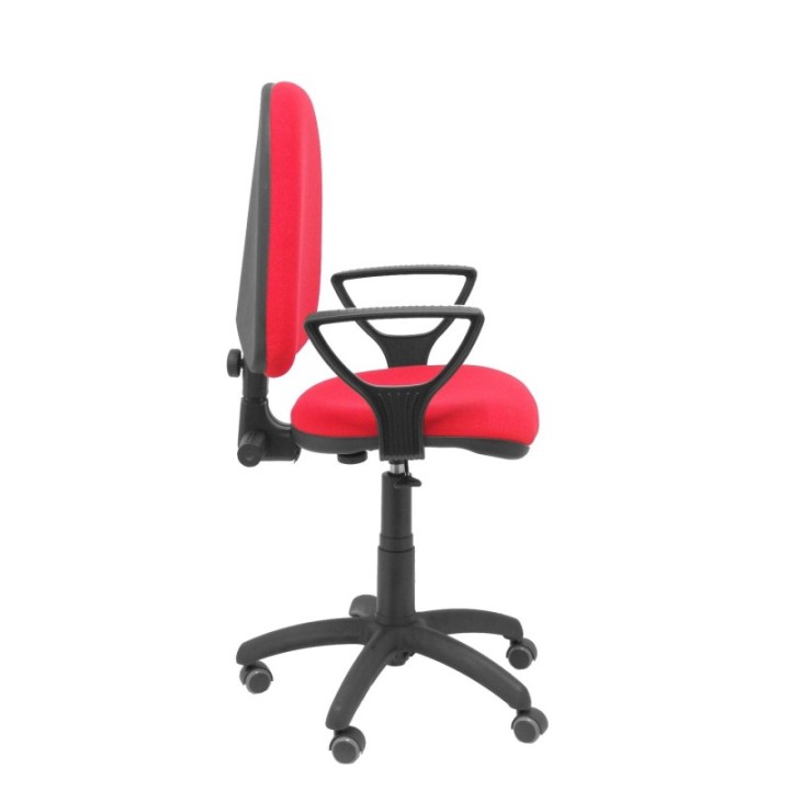 Silla Aýna bali rojo brazos fijos ruedas de parqué