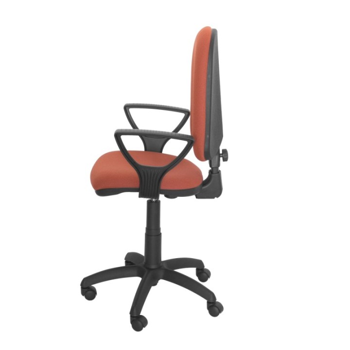 Silla Aýna bali marrón claro con brazos