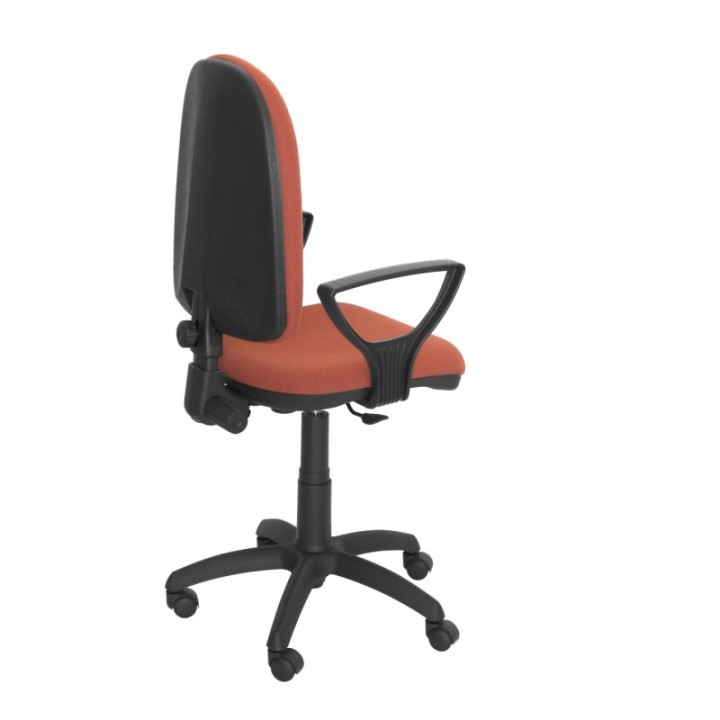 Silla Aýna bali marrón claro con brazos