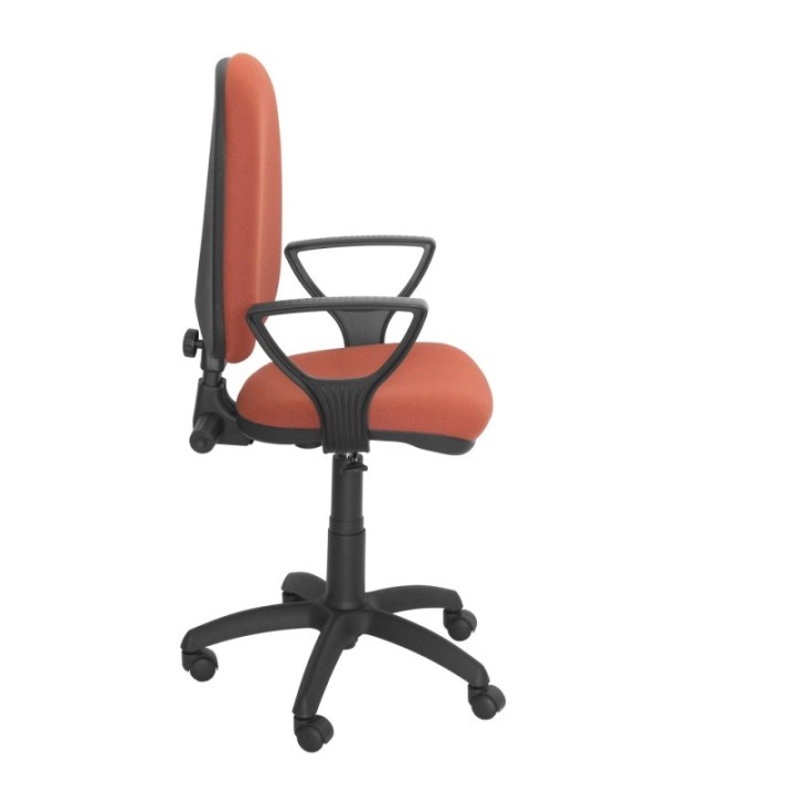 Silla Aýna bali marrón claro con brazos