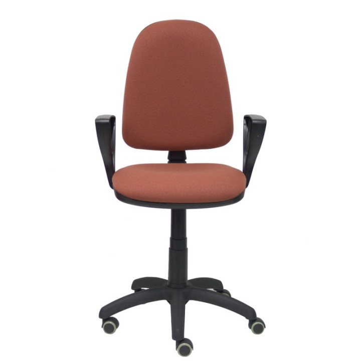 Silla Aýna bali marrón brazos fijos ruedas de parqué