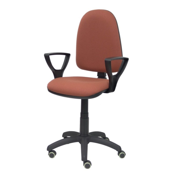 Silla Aýna bali marrón brazos fijos ruedas de parqué