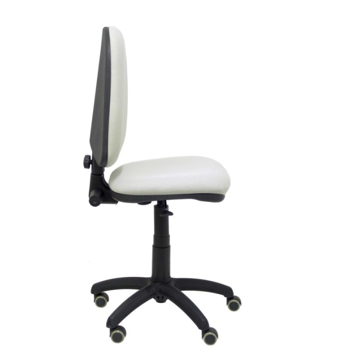 Silla Aýna bali gris claro ruedas de parqué