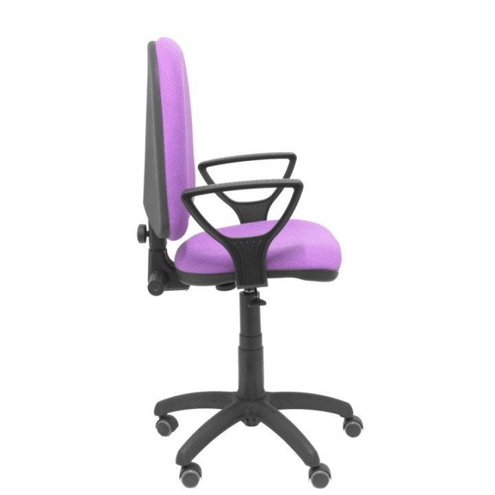 Silla Aýna bali lila brazos fijos ruedas de parqué