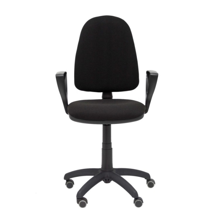 Silla Aýna bali negro brazos fijos ruedas de parqué