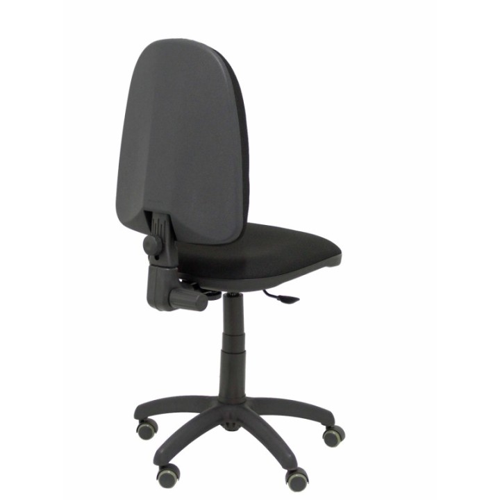 Silla Aýna bali negro ruedas de parqué