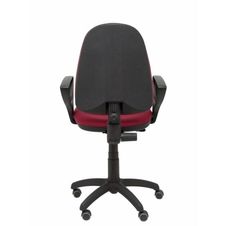 Silla Aýna bali granate brazos fijos ruedas de parqué