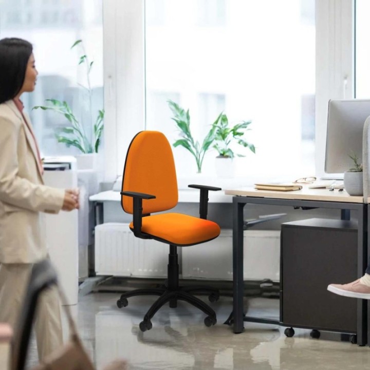 Aýna CP similpiel blanco brazos 1D base poliamida ruedas engomadas 50mm