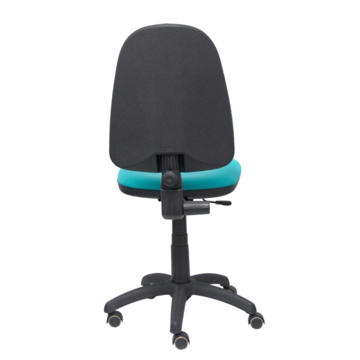 Silla Aýna similpiel verde turquesa ruedas de parqué