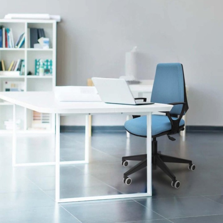 Elche AS bali naranja oscuro brazos fijos base piramidal ruedas engomadas 65mm