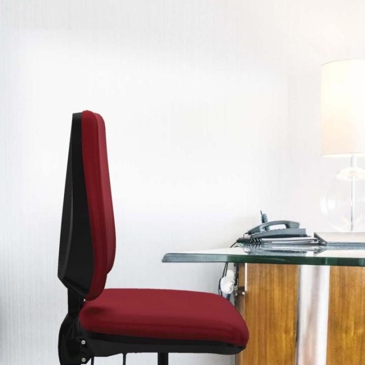 Elche AS similpiel morado base piramidal ruedas engomadas 65mm