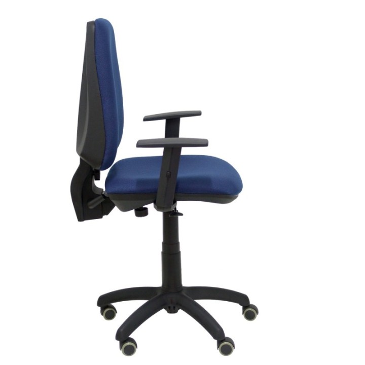 Silla Elche CP bali azul marino brazos regulables ruedas de parqué