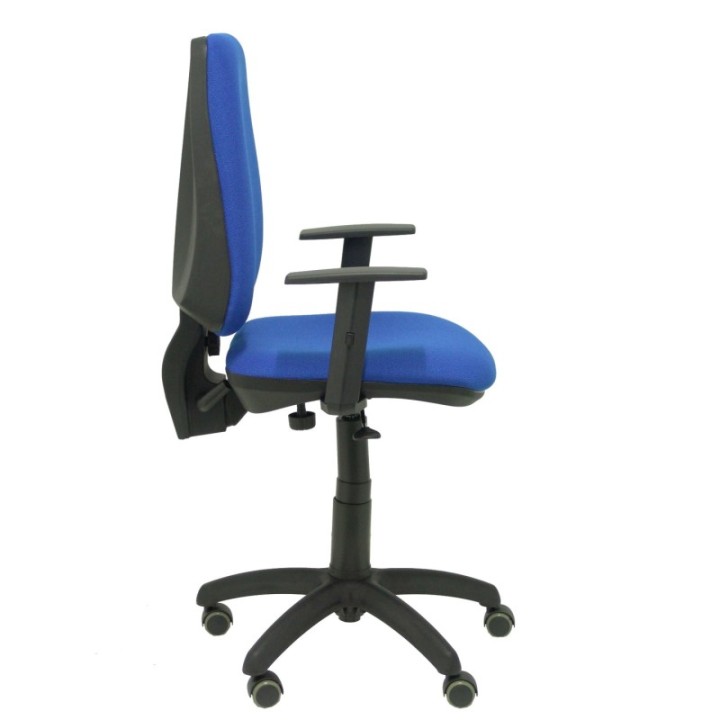 Silla Elche CP bali azul brazos regulables ruedas de parqué