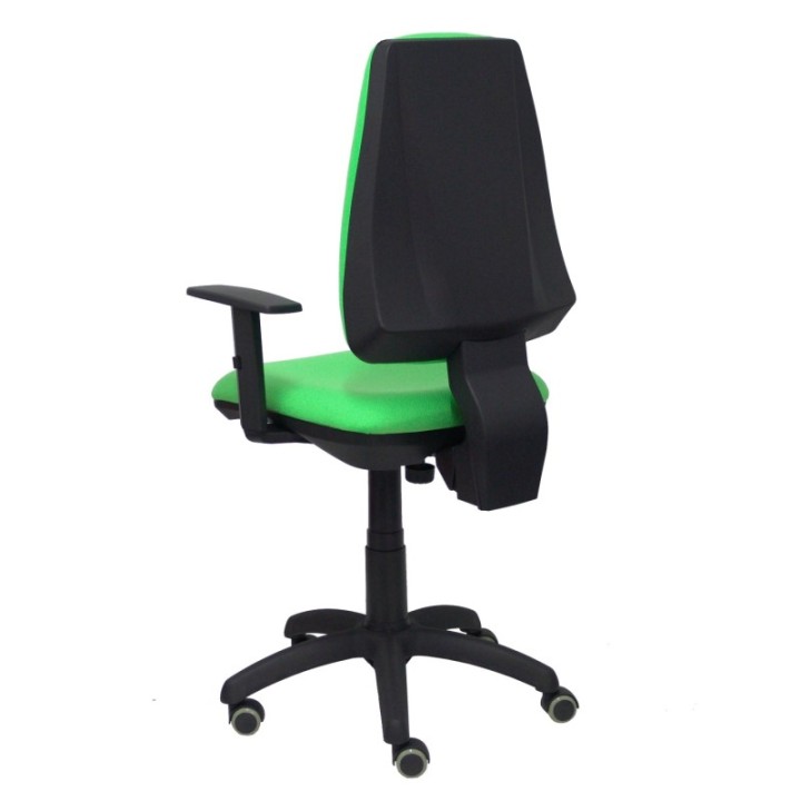 Silla Elche CP bali verde pistacho brazos regulables ruedas de parqué