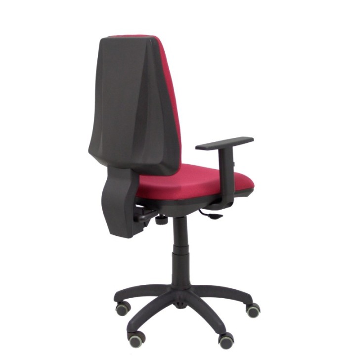 Silla Elche CP bali granate brazos regulables ruedas de parqué