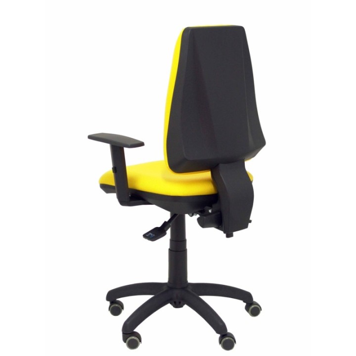 Silla Elche S bali amarillo brazos regulables ruedas de parqué