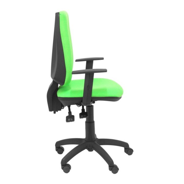 Silla Elche S bali verde pistacho brazos regulables