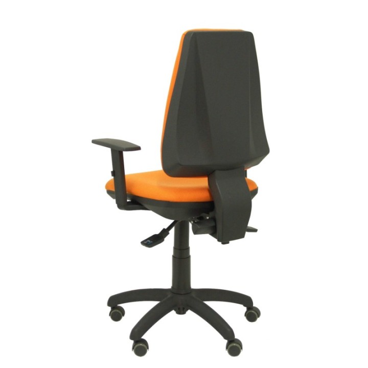 Silla Elche S bali naranja brazos regulables ruedas de parqué