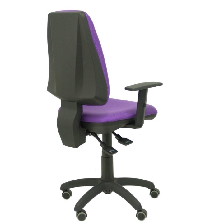 Silla Elche S bali lila brazos regulables ruedas de parqué