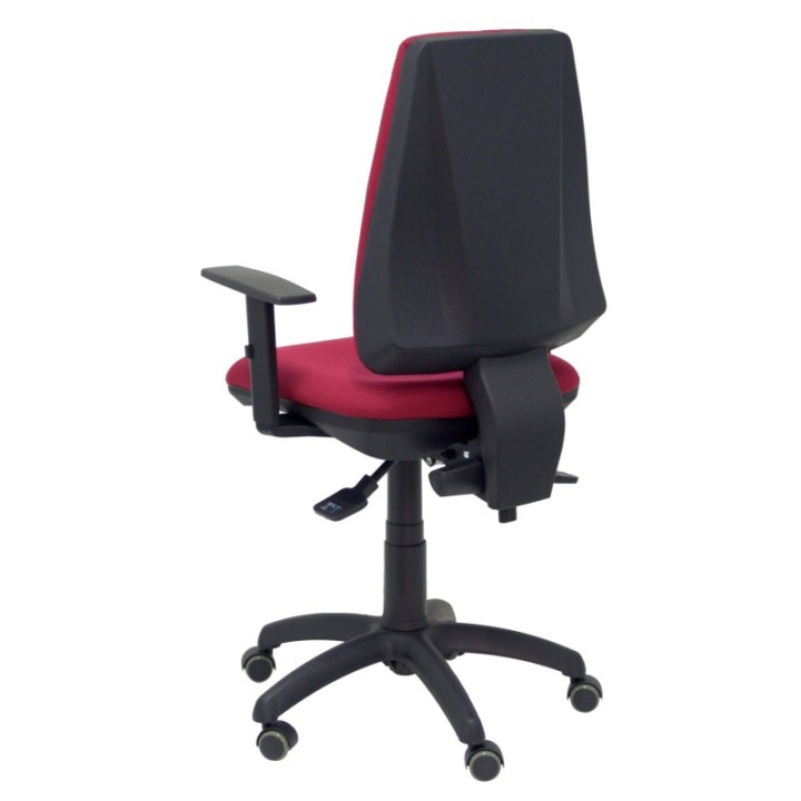 Silla Elche S bali granate brazos regulables ruedas de parqué