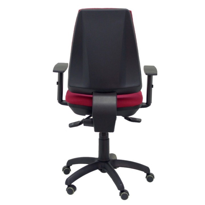 Silla Elche S bali granate brazos regulables ruedas de parqué