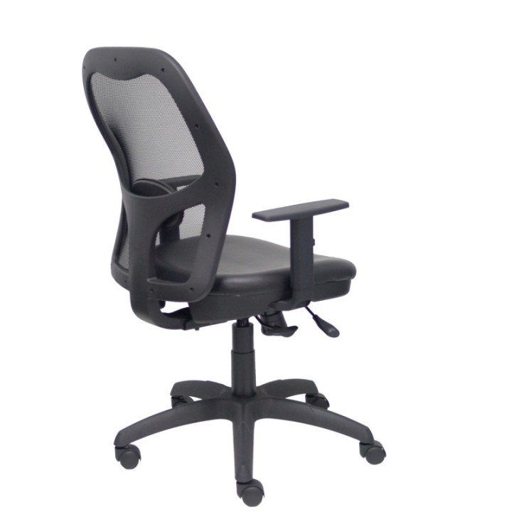 Silla Jorquera traslack malla negra asiento similpiel negro brazos regulables