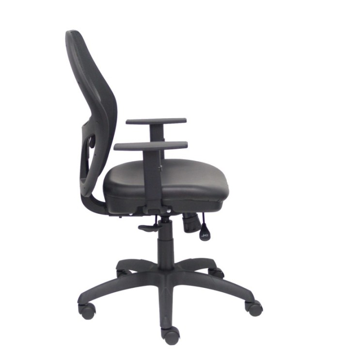 Silla Jorquera traslack malla negra asiento similpiel negro brazos regulables
