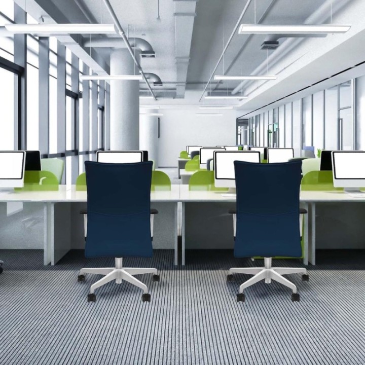 Albacete confidente sincro similpiel azul claro brazos 1D blancos base blanca ruedas 65 mm nailon