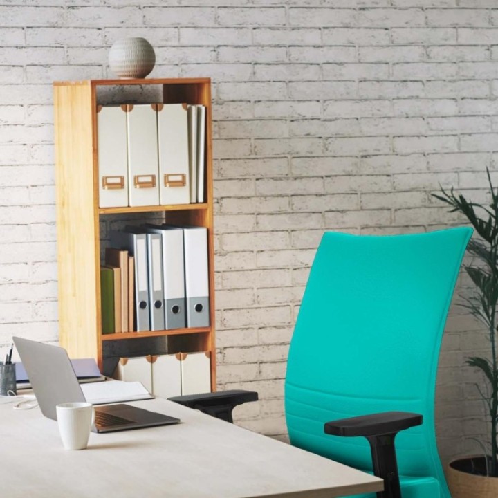 Albacete confidente sincro similpiel verde botella brazos 2D base nailon ruedas 65 mm nailon