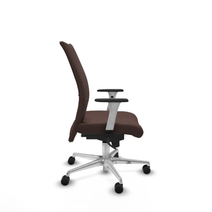 Albacete confidente sincro similpiel marrón oscuro brazos 1D blancos base aluminio ruedas 65 mm nailon