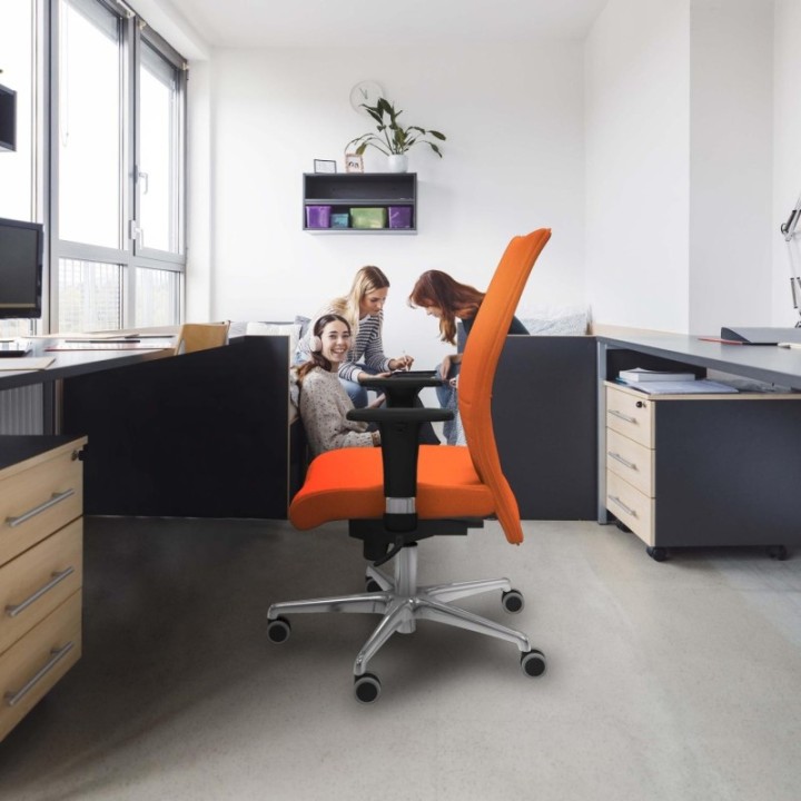 Albacete confidente XL sincro bali naranja oscuro brazos 1D cromados base aluminio ruedas 65mm engomadas