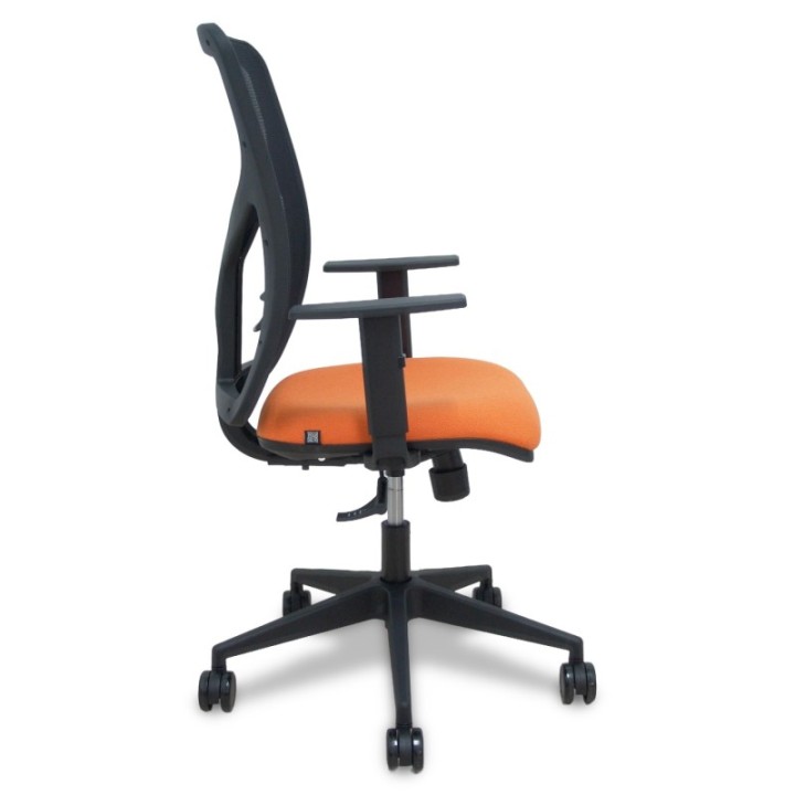 Silla Motilla malla negra asiento bali naranja brazo regulable ruedas 65mm