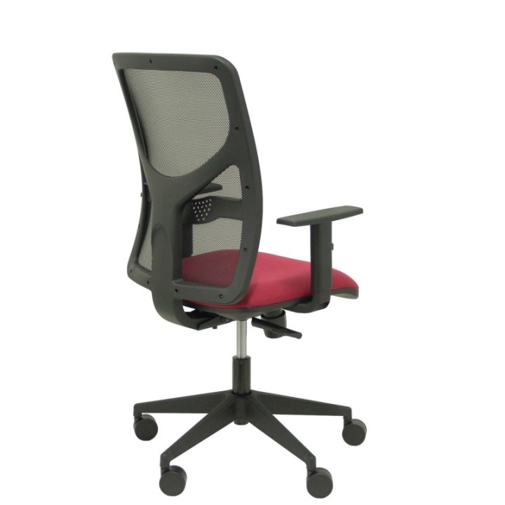 Silla Motilla malla negra asiento bali granate brazo regulable